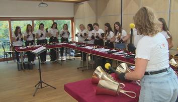 Na Vsetínsku vznikl neobvyklý hudební soubor. Muzikanti si vystačí se zvony