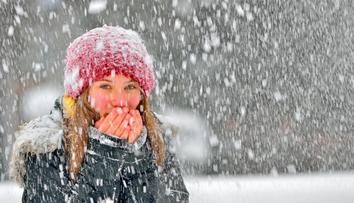 Na Česko míří studený vzduch. Meteorologové předpovídají mrazíky a sníh