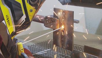 Tradiční řemesla prochází proměnou. Učni už pracují s moderní technologií