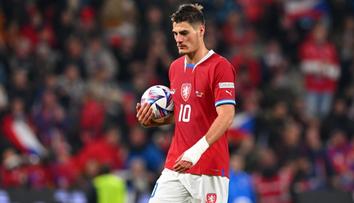 Další ztráta pro reprezentaci. V přípravě nebudou k dispozici ani Schick s Hložkem