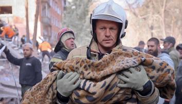 Rusko v den Putinových narozenin provedlo masivní útok. Následky na Ukrajině jsou tragické