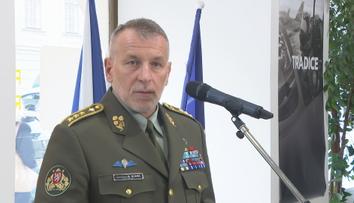 Prezident jmenoval nového šéfa armády. Hlaváč chce vybudovat těžkou brigádu