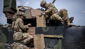 V Evropě roste odpor proti zbrojení. Některé země odmítají požadavek NATO