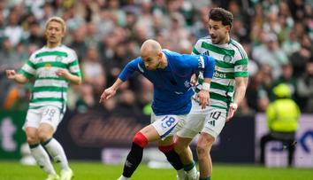 Černého po derby fanoušci Rangers zbožňují. Jeho dres draží za statisíce