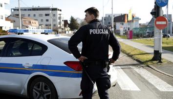 Pedofil na chorvatské pláži. Nahé děti si natáčel speciálními brýlemi