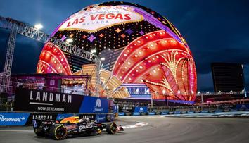 Dvě červené vlajky, nečekaný problém na trati. Trénink F1 ve Vegas vyhrál Norris