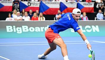 Menšík si na úvod Davis Cupu ani neškrtl. Češi prohrávají s USA 0:1