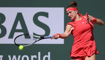 Českou bitvu v Indian Wells zvládla Muchová. Teď ji čeká Šwiateková