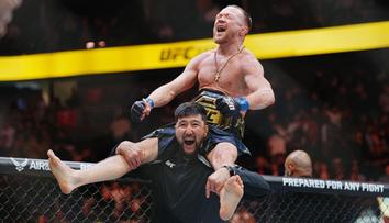 Zaběhlé pořádky se mění. UFC má dva nové šampiony