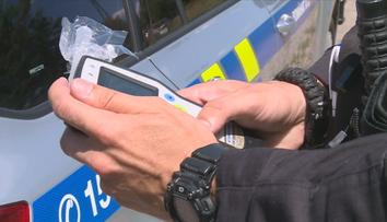Řidič se z chyb nepoučil. Policisté ho zastavili třikrát za jediné odpoledne