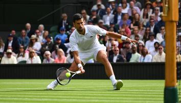 Wimbledonský rekordman Djokovič. Na turnaji neprohrál více než 2 000 dnů