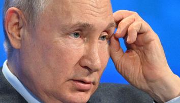 Putin je paranoidní, bojí se odposlechů a nevylézá z bunkru, tvrdí bývalý člen jeho ochranky
