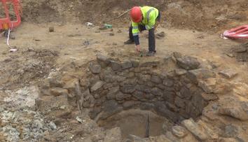 Archeologové našli na Českolipsku vlčí jámu. Nález pochází ze 17. století