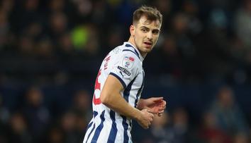 Divočina v Anglii. Vztekloun z West Bromwiche dal soupeři pěstí