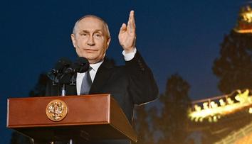 V Číně natočili Putinův tajemný kufřík. Vyslal jím Západu hrozivý vzkaz