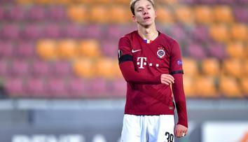 Sparta se proti Líšni trápila, navíc se zranil útočník Juliš
