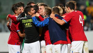 Los skupiny ME lvíčata nešetřil. Utkají se opět s Anglií a obhájcem titulu