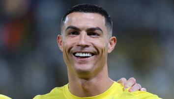 Ronaldo je opět nejbohatším sportovcem světa. Messiho přeskočil golfista