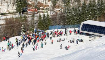 Kvůli poruše na vleku nemohli lyžovat. Skiareál jim odmítl vrátit peníze