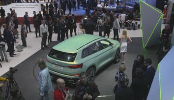 Ženevský autosalon je na prodej. Míří slavná přehlídka k bankrotu?