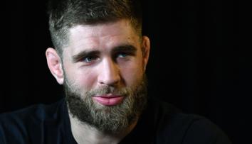 Procházka rozebral svůj UFC debut. Pomohly mu vtípky při zápase