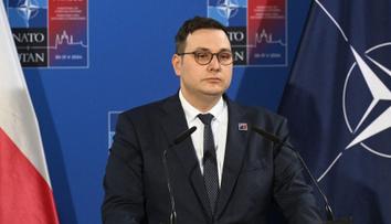Vláda zakázala vstup do země ruským diplomatům. Jdeme příkladem, říká Lipavský