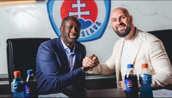 Neuvěřitelné se stalo skutečností. Legenda Manchesteru City podepsala na Slovensku