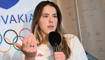 Shiffrinová jí drží palce. Vlhová dře na svahu a chystá velký návrat
