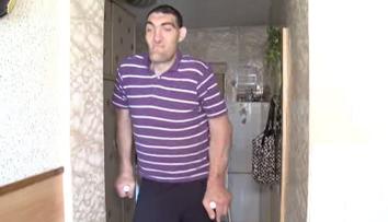 Nejvyšší Čech Tomáš Pustina si zahrál obra ve filmu!