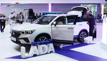 Ostuda ruské Lady. Jedna novinka nešla nastartovat, u druhé zapomněli trapný detail