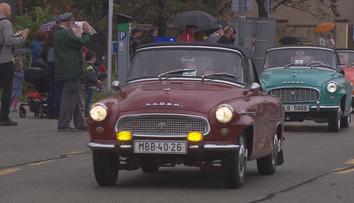 Padesátka unikátů. Automobiloví veteráni se rozloučili s letní sezónou
