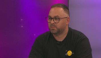 Umělec prodává svá díla za statisíce. Češi jsou nevkusní a zkostnatělí, tvrdí