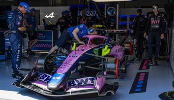 Nahlédli jsme tam, kam fanoušci nesmí. Luxusní zázemí Formule 1 ukázala stáj Alpine