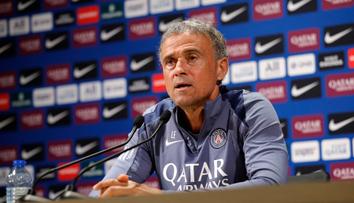 Špatné zprávy. Trenér PSG musel na akutní operaci