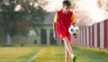 Elitní akademie chce chránit zdraví malých fotbalistů. Zakázala jim hlavičky