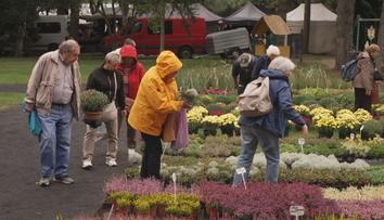Proutěné košíky i česnek. V Litoměřicích odstartoval veletrh pro zahrádkáře