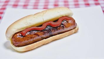KOŘENÍ: Nejlepší hot dog