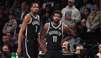 Brooklyn přišel o další hvězdu, odchází Durant. Tým mění i Westbrook