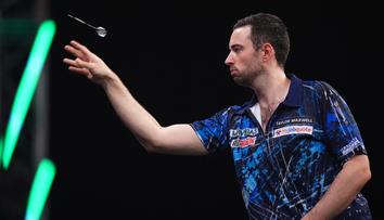 Clemens Humphriese pořádně potrápil. Na šipkařském MS jde dál i van Gerwen