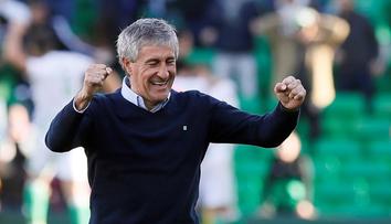 Nový trenér Barcelony? Umí plážový fotbal, hrál i šachy s Kasparovem!