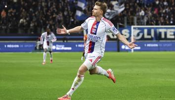 Šulc se dvakrát trefil za Lyon. Jeho tým ale ztratil třígólový náskok