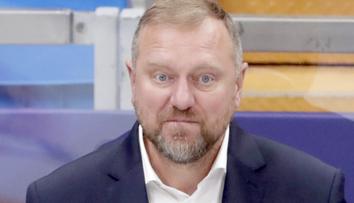 Skandál v KHL! Trenér Chabarovsku byl vyhozen za zvláštních okolností