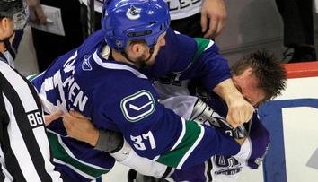 Co stojí za smrtí bitkařů z NHL? Tahle profese ničí životy!