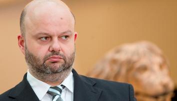 PRÁVO: Pecina chtěl do protikorupční policie dosadit svého člověka, potvrdil její šéf