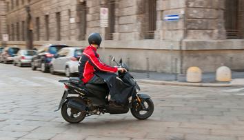 Překročil rychlost o 1 km/h, dostal pokutu. Nakonec musí zaplatit téměř 200 tisíc