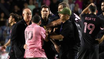 Messiho v Portoriku srazil fanoušek k zemi. Musela zasahovat ochranka