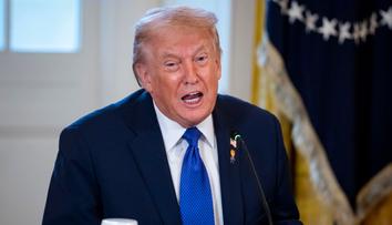 Trump oznámil odvetu za útoky Íránu. Způsobíme jim obrovské škody, řekl