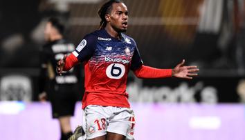 Tři fotbalisté Lille chytili koronavirus, včetně mladé hvězdy Sanchese