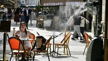 Vedra ochromila italské město. Výpadky proudu zastavily i semafory