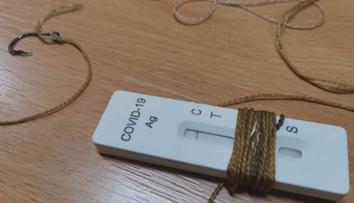 Pytlák v Praze chytal ryby, místo udičky použil antigenní test